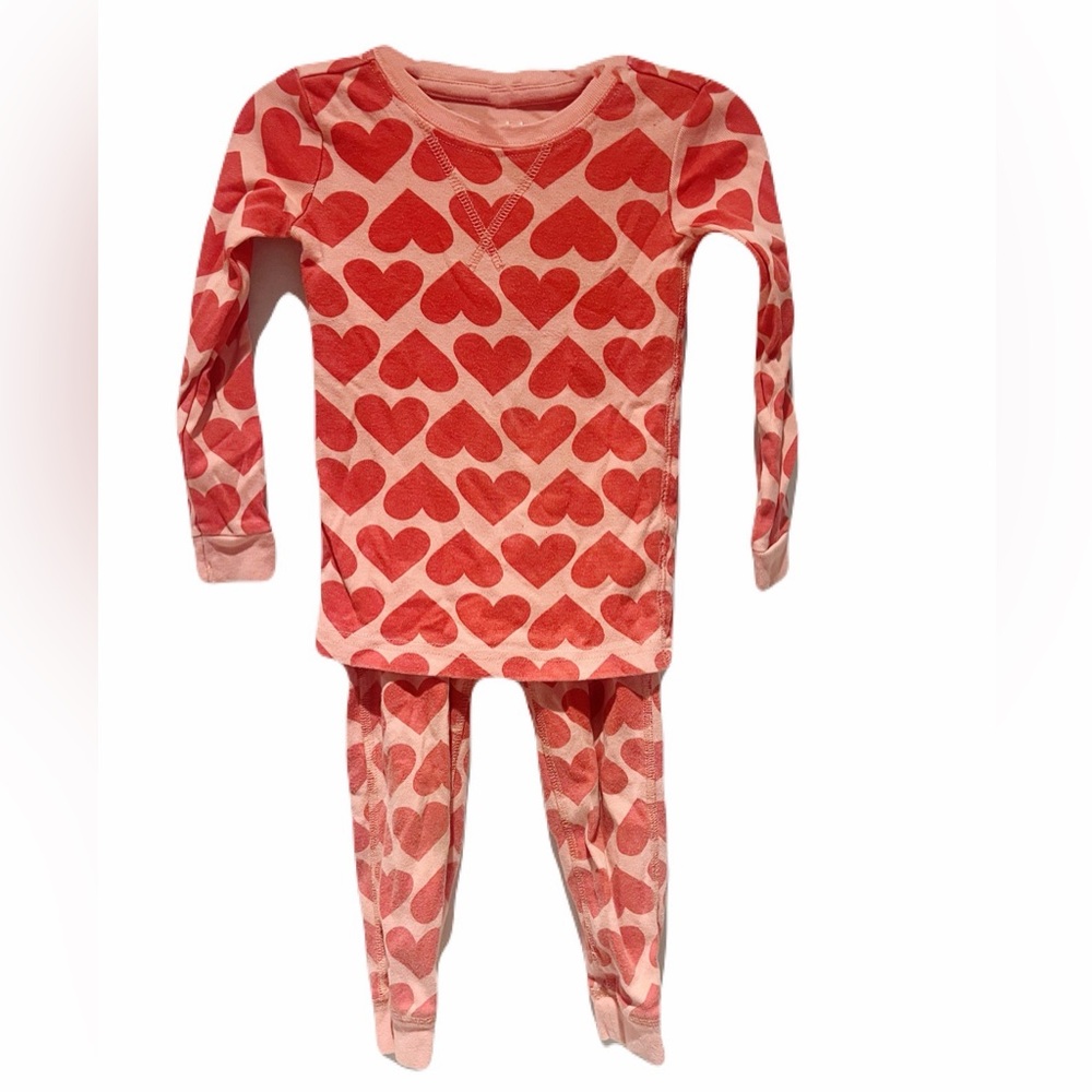Primary heart print pajamas